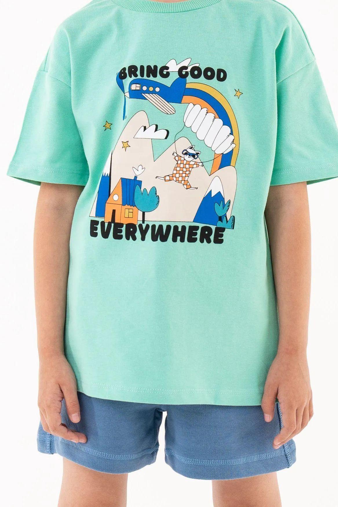 T-shirt